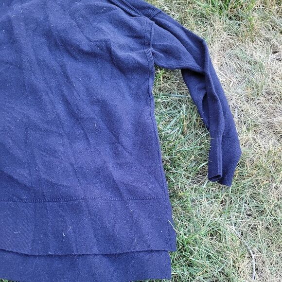 LOU Tricot Cashmere Hooded Oversized Sweater - Picture 6 of 6